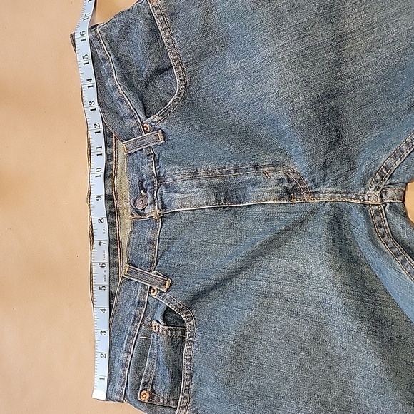 Levi's 559 Relaxed Fit Straight Leg Jeans, Size 33x32, Great Used Condition - Picture 6 of 14